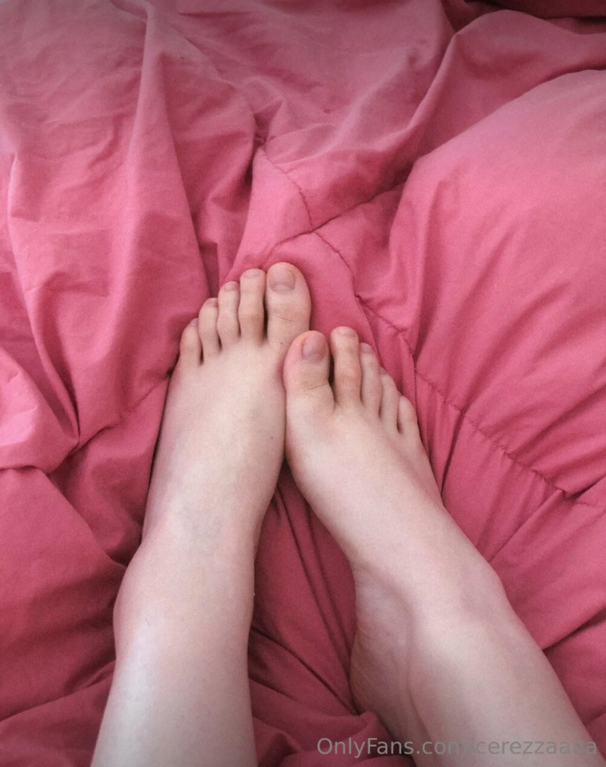 Tengo un bundle de contenido de pies por 15 pero estoy de humor para d 