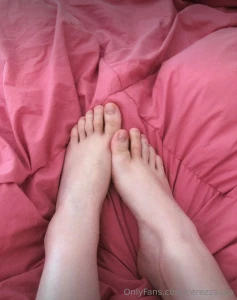 Tengo un bundle de contenido de pies por 15 pero estoy de humor para d