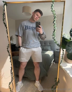 Where your eyes drifting