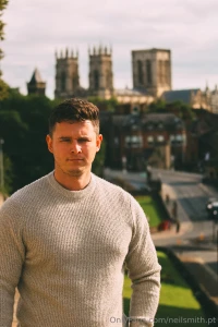 Be honest would you go to the pub with me