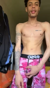 Someone come play with this dick