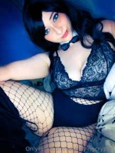 The corset comes off letting it all hang out does zatanna look good in part 20