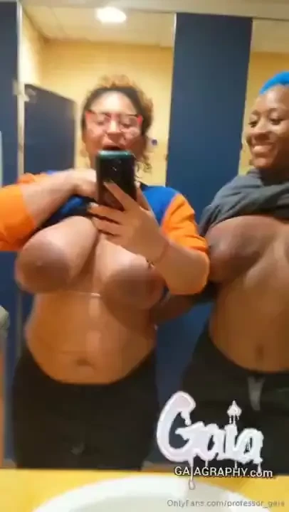 Restroom titty bounces w mystiquemoves tags toronto canada travel 32nd 