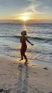 Sunset vibes and sandy feet