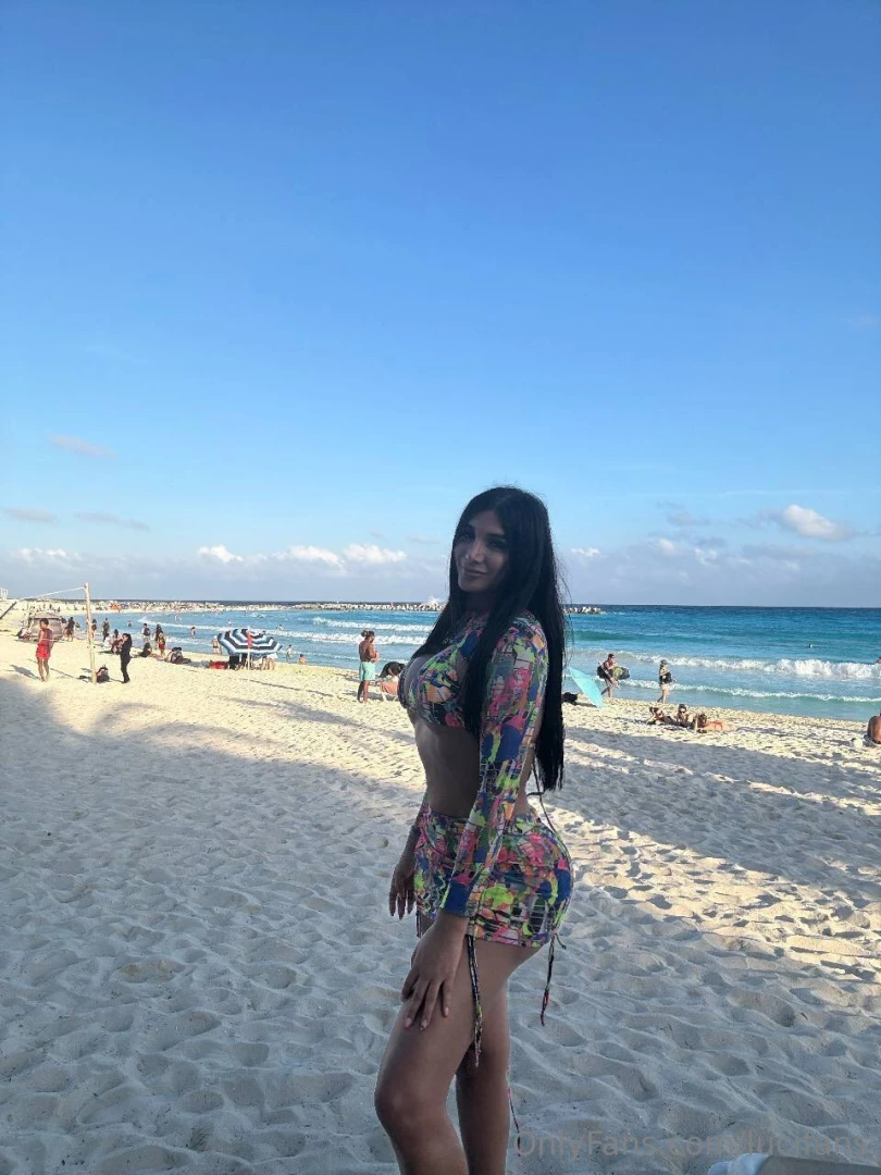Beach days always 