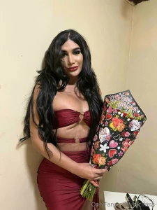 Give me flowers and i ll give you a great blow