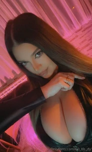 What would happen if i got a little closer would you behave