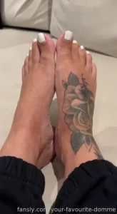 My feet are worth more than your entire existence worship them feet