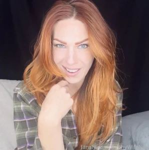 Redhead milf trophywife boobs part 6