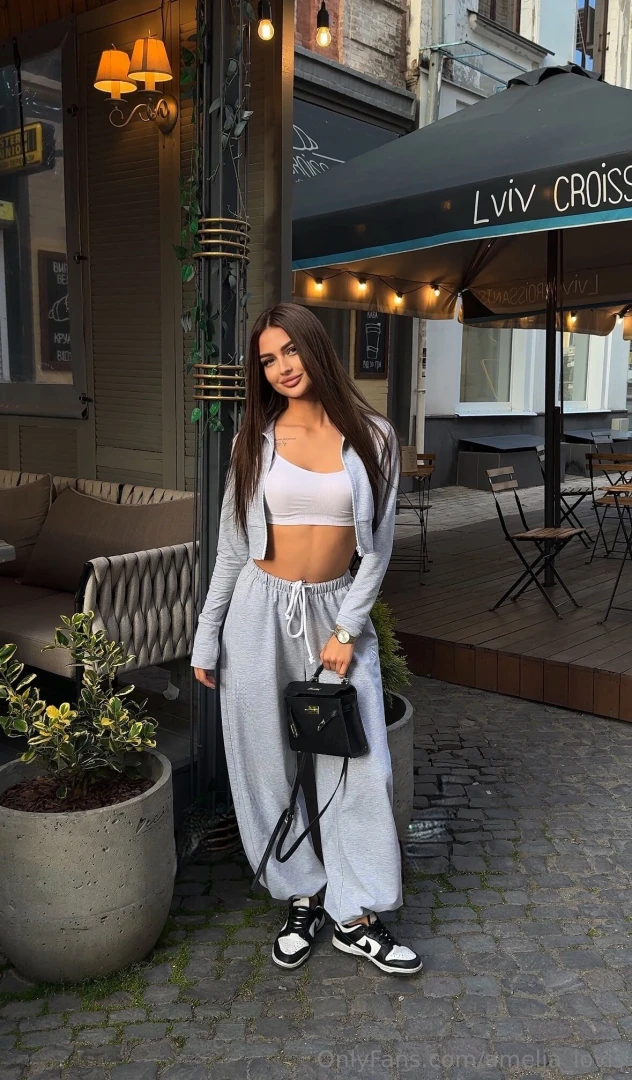 The morning is starting and i m already energized with a good mood i 