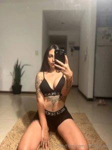 On fait quoi ce soir je t attends en dm