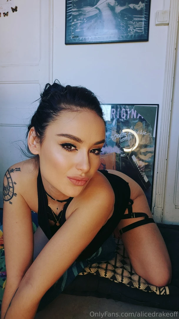 Pour ceux qui aiment jouer avec l interdit 