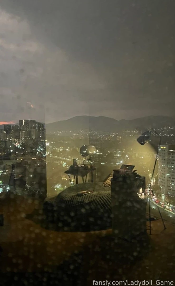 Hahahaha i wanted to see if the night was perfect to go out but i 