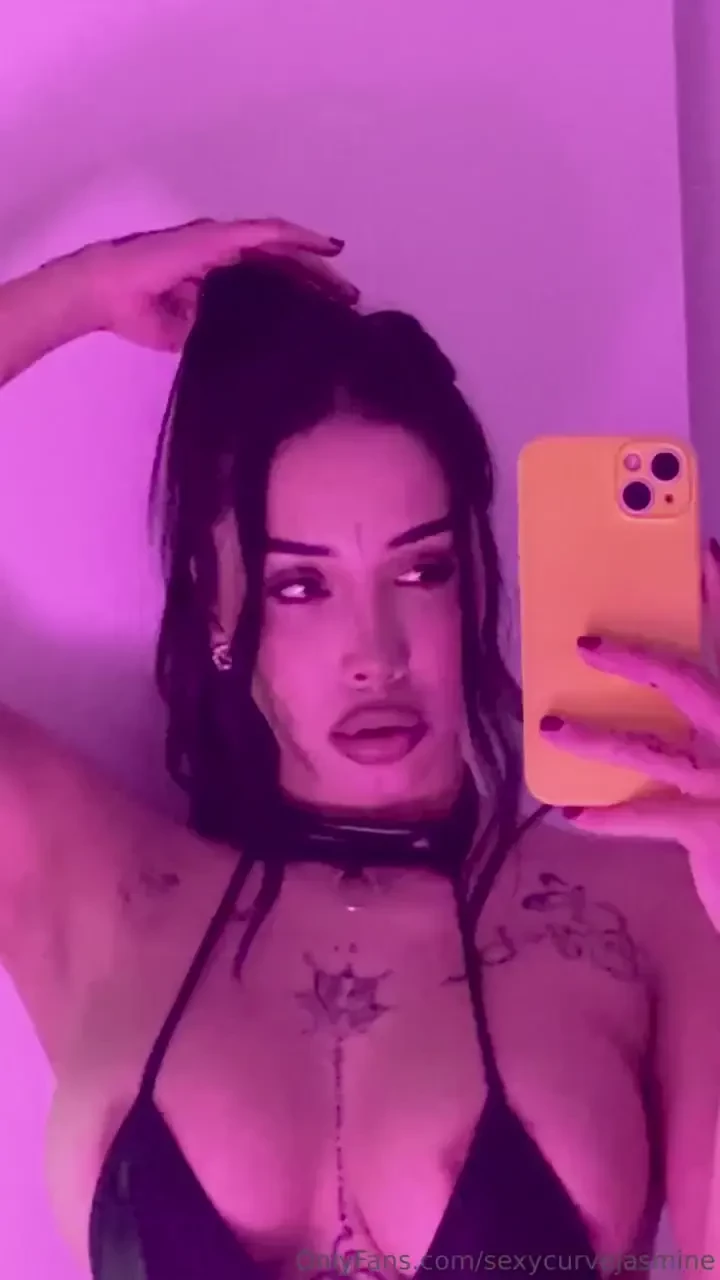 Did you hear the phone i m fucking calling you i think it s the right 
