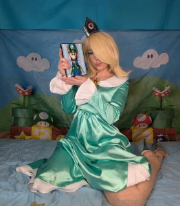 Rosalina has been thinking about luigi a lot lately part 1