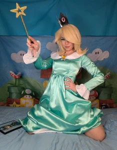 Rosalina has been thinking about luigi a lot lately part 5