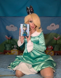 Rosalina has been thinking about luigi a lot lately part 17