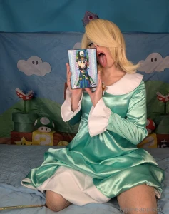 Rosalina has been thinking about luigi a lot lately part 29