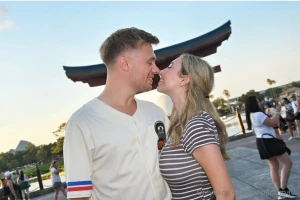 Sweet smile spicy thoughts