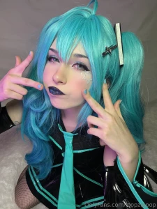 Mikuuuu had a lot of fun with this d i still have two more miku