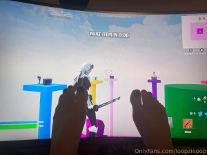 What am i doing oh nothing just playing fortnite