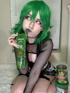 Pickle girl pt 1 i have more higher quality photos that i took on my part 2