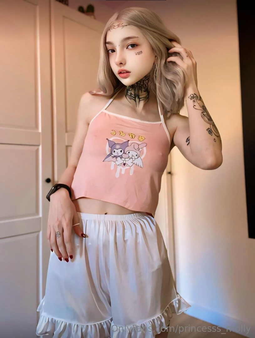 Stop scrolling she is waiting for you bbykiraa join this hot baby for part 109 