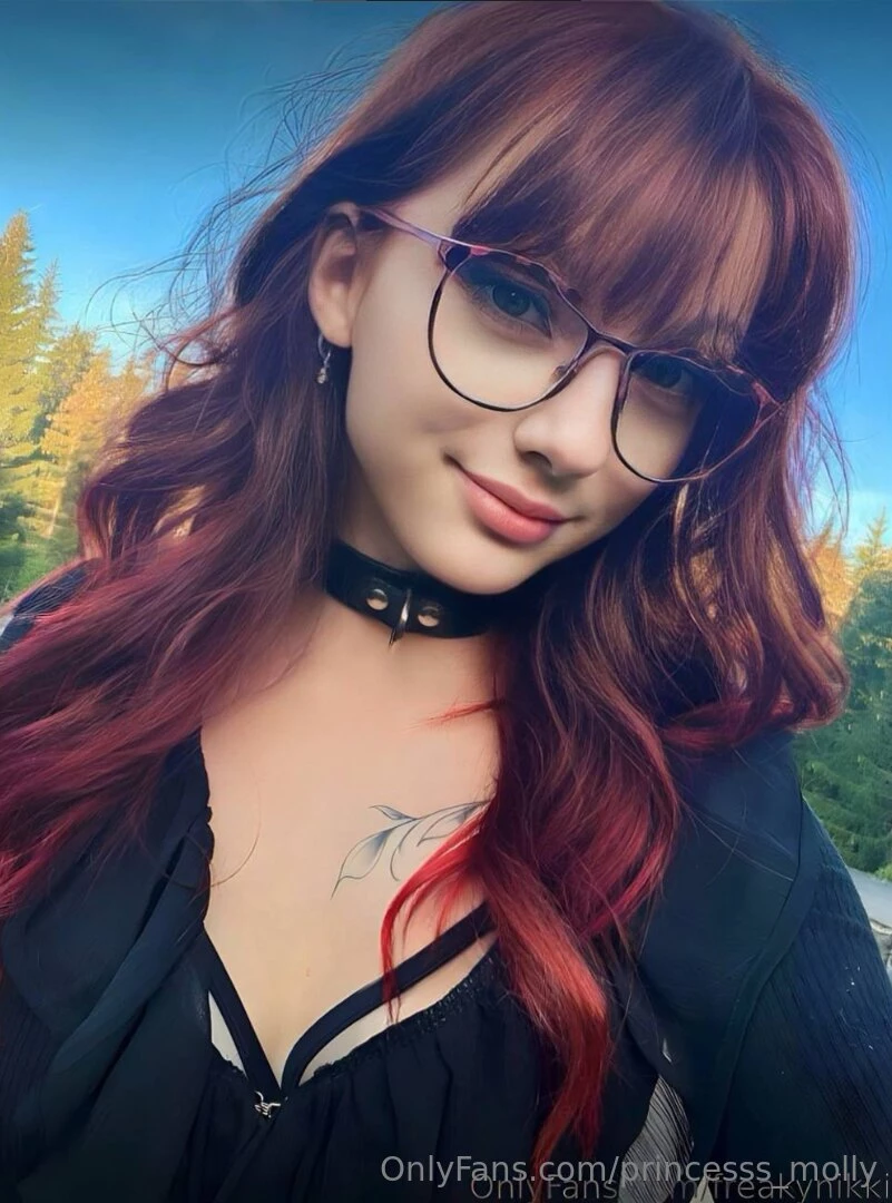 Sexy girl freakynikkii is the most expendable beauty ever she will part 166 