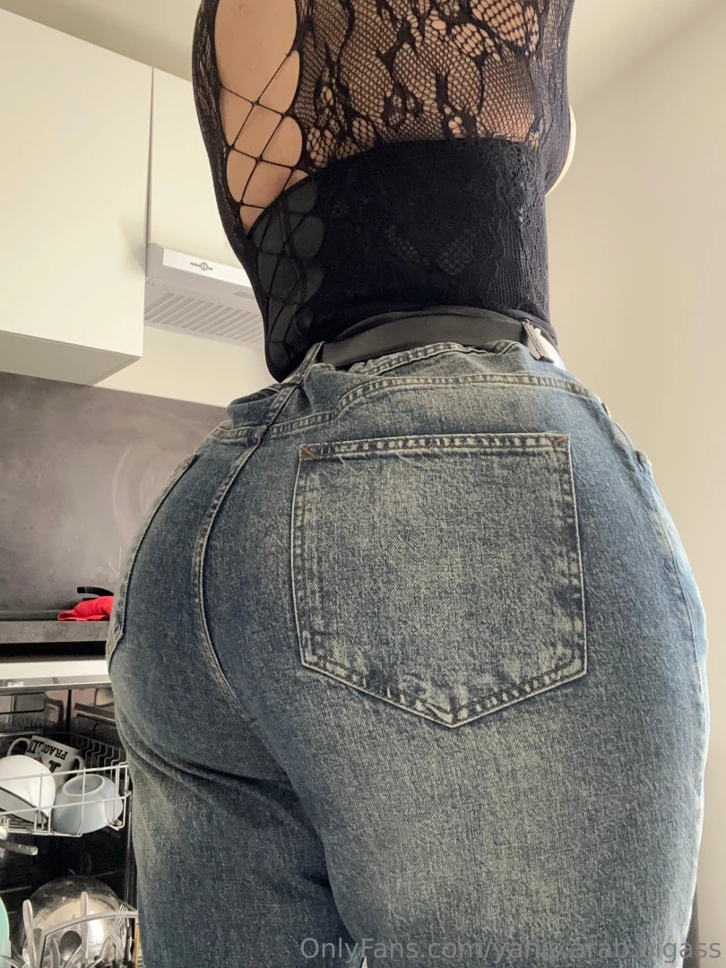 Flat stomach thick thighs big ass wide hips and still no jeans that part 2 