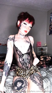 Quick video with a new toy thank you to all my supporters for always part 1