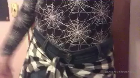 A few cleavage shots from some new clothes part 3 