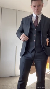 Uh oh another bad boy boss video i hope you ve been working hard