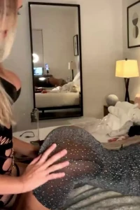 Gg live titty play nipple rubbing sticky sucking spanking sex