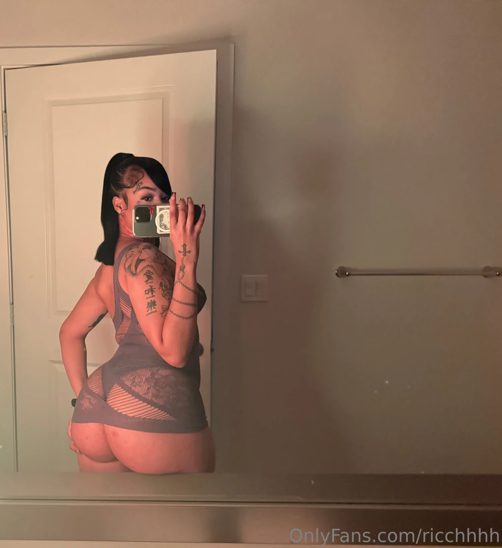 I m selling 2 videos rn dm 