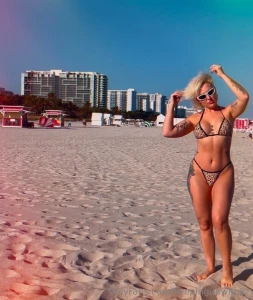 Follow this sexy gurrrrlll amp get ready for some collabs and other