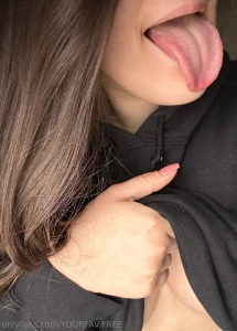 4 for all my naked content yourfav brunette