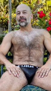 Sexy photo shoot in the hot humidity of ft lauderdale who s going to part 1