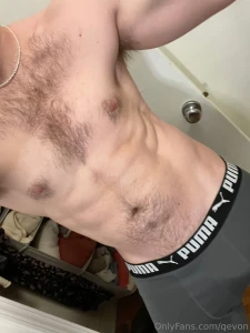 Little present before i m gone for the weekend but i might sneak in