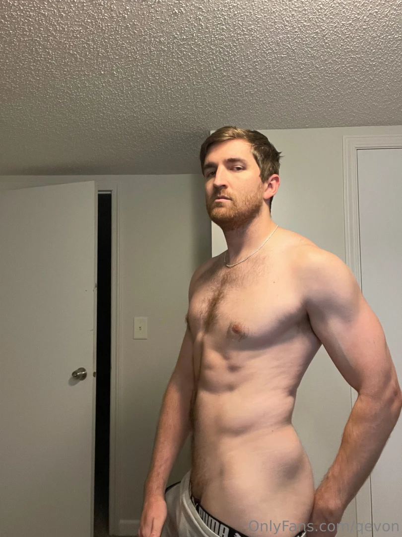 Enjoy homies post workout in gray sweats gotta be careful in the gym part 6 