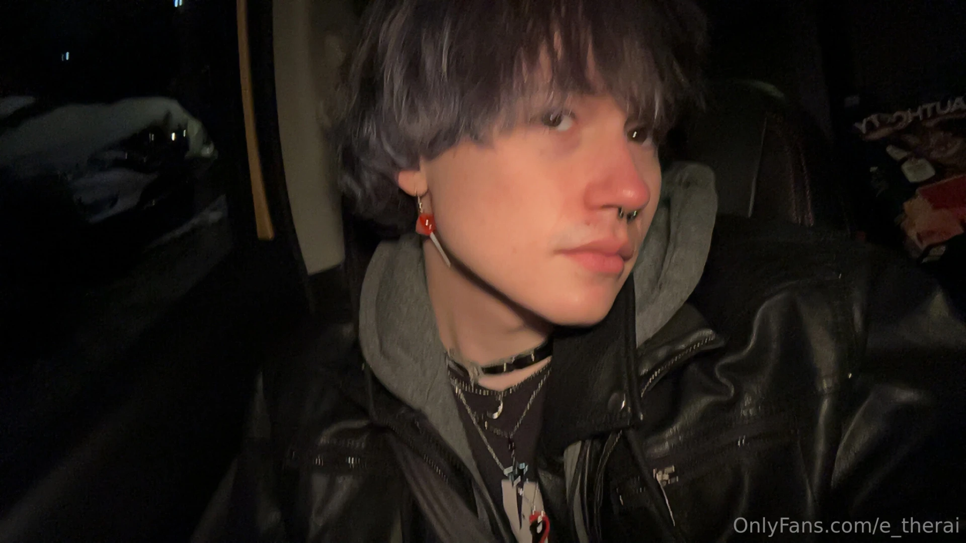 You guys get more pictures of my face since i decided to have a little part 2 