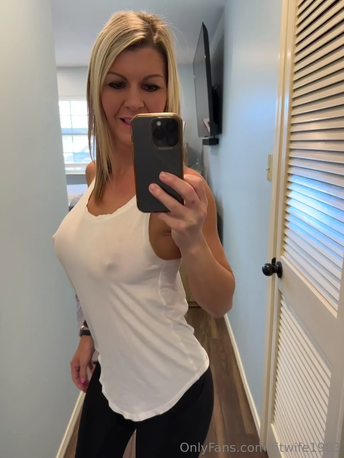 Some fun pictures too bad i can t wear it to work braless like that 