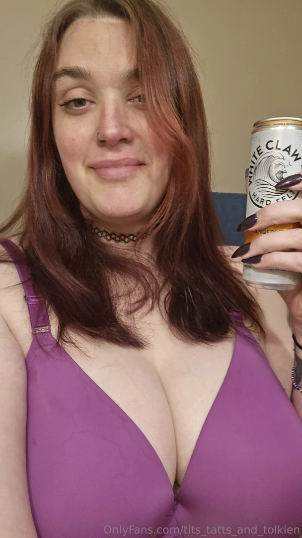 Feeling my basic bitch self smoked my pipe feeling tipsy having a 