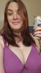 Feeling my basic bitch self smoked my pipe feeling tipsy having a