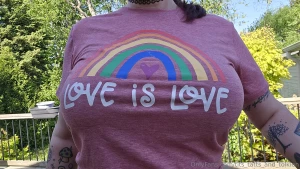 Bra no bra doesn t make too much difference in this shirt my tits look part 1