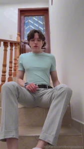 After a job interview i got home and decided to pull down my pants in