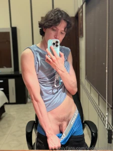 I enjoy when a daddy sucks my penis i feel loved and appreciated