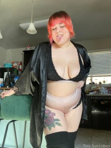 Lonely housewife vibes housewife alt bbw curvy chubby goth part 10