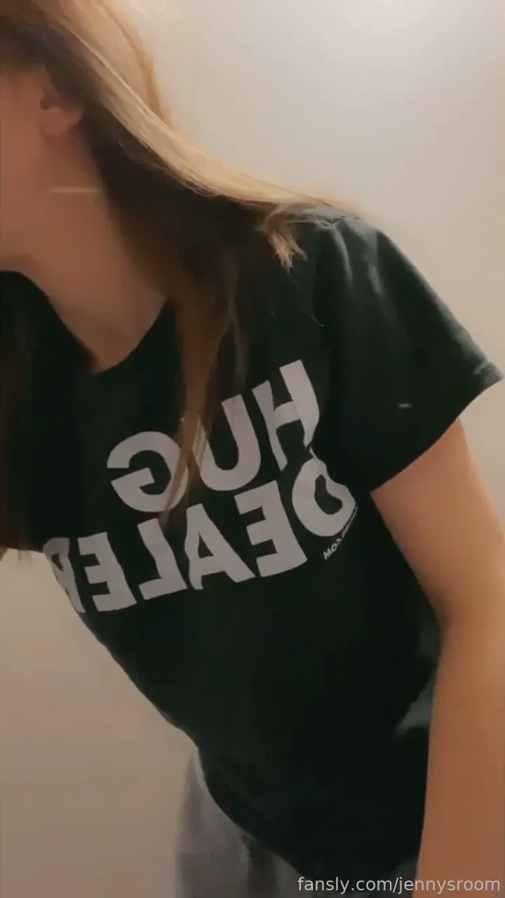 Sorry for the low quality pics the closet was the only place i could 