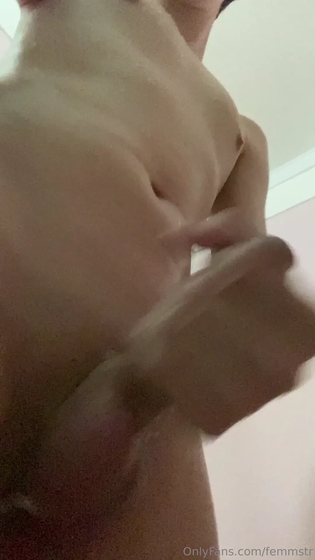 Quick little shower fuck sounds so good right now 