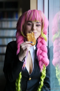 Mitsuri in the library pt 1 part 11